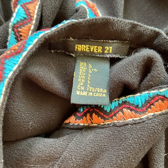 Boho Forever 21 babydoll dress with embroidery and tassels, Size L - Picture 5 of 8